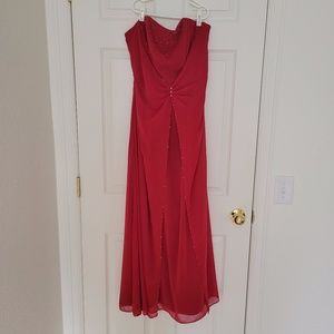 Red Formal or Bridesmaid Dress